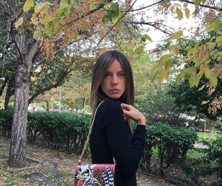 Sophisticated, urban, sexy look!